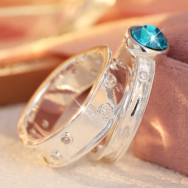 2pcs Vintage Stackable Ring Set with Blue Synthetic Zirconia